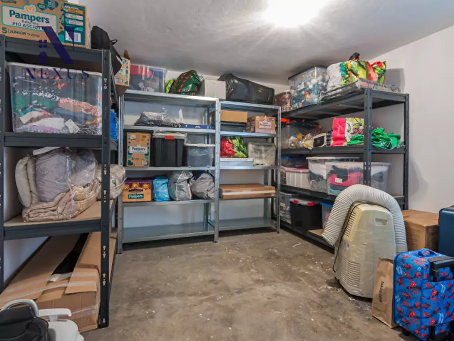 Immagine 38 di Appartamento in vendita  a Fano