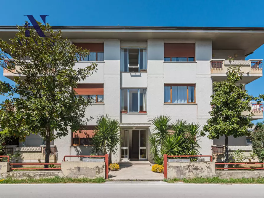 Immagine 44 di Appartamento in vendita  a Fano