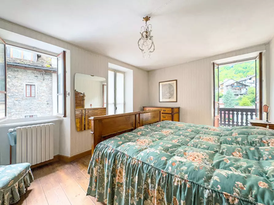 Immagine 5 di Villetta a schiera in vendita  in via delle Grazie a Campertogno