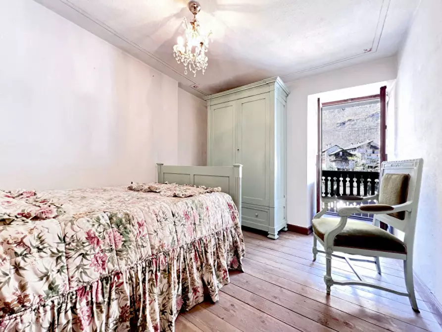 Immagine 9 di Villetta a schiera in vendita  in via delle Grazie a Campertogno