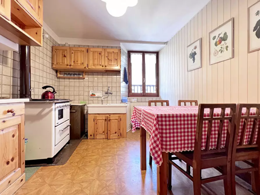 Immagine 14 di Villetta a schiera in vendita  in via delle Grazie a Campertogno