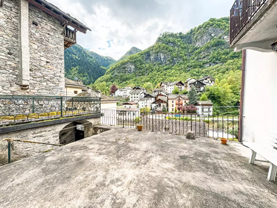 Immagine 15 di Villetta a schiera in vendita  in via delle Grazie a Campertogno