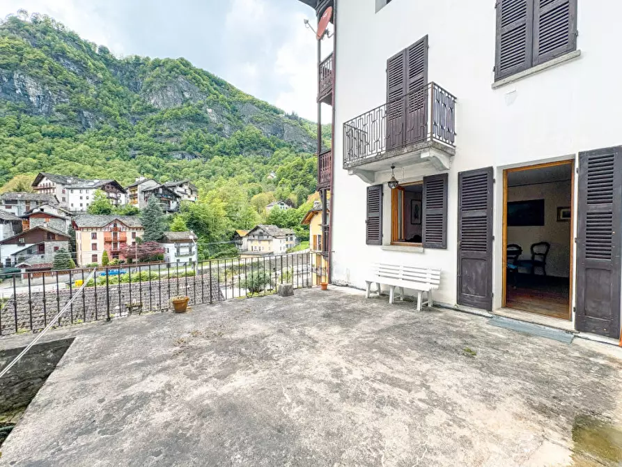 Immagine 16 di Villetta a schiera in vendita  in via delle Grazie a Campertogno