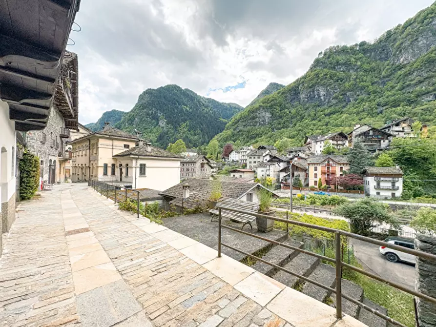 Immagine 17 di Villetta a schiera in vendita  in via delle Grazie a Campertogno