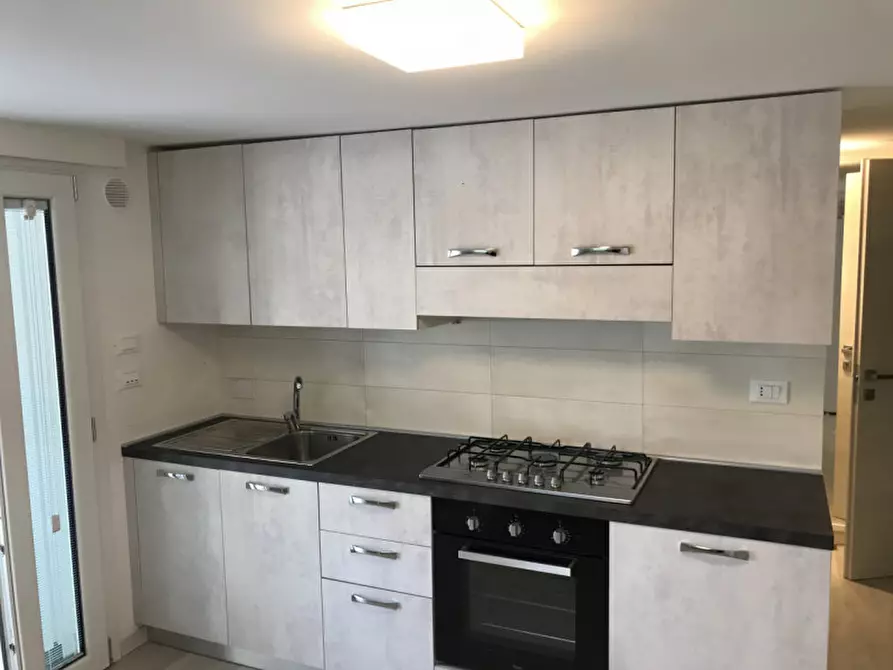 Immagine 9 di Villetta a schiera in vendita  in LARGO CARAVAGGIO 29 a Comacchio