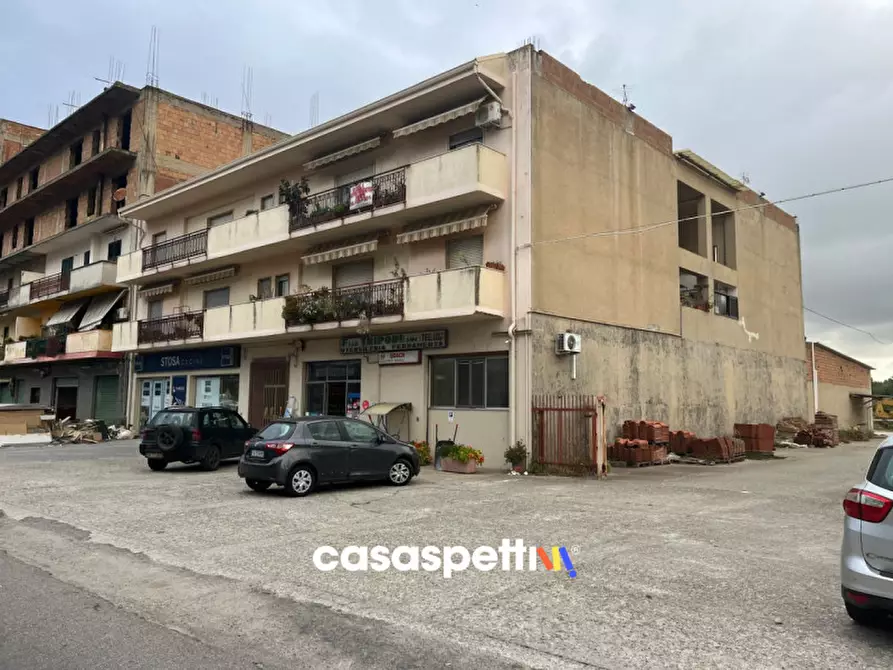 Immagine 3 di Appartamento in vendita  in SP 1 Via Nazionale a Gioia Tauro