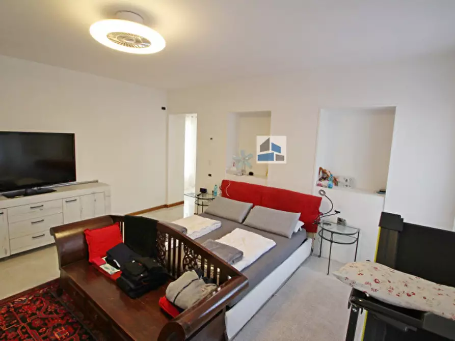 Immagine 6 di Casa bifamiliare in vendita  in Via Luigi Einaudi a Santa Maria Di Sala