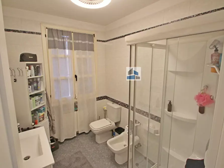 Immagine 9 di Casa bifamiliare in vendita  in Via Luigi Einaudi a Santa Maria Di Sala