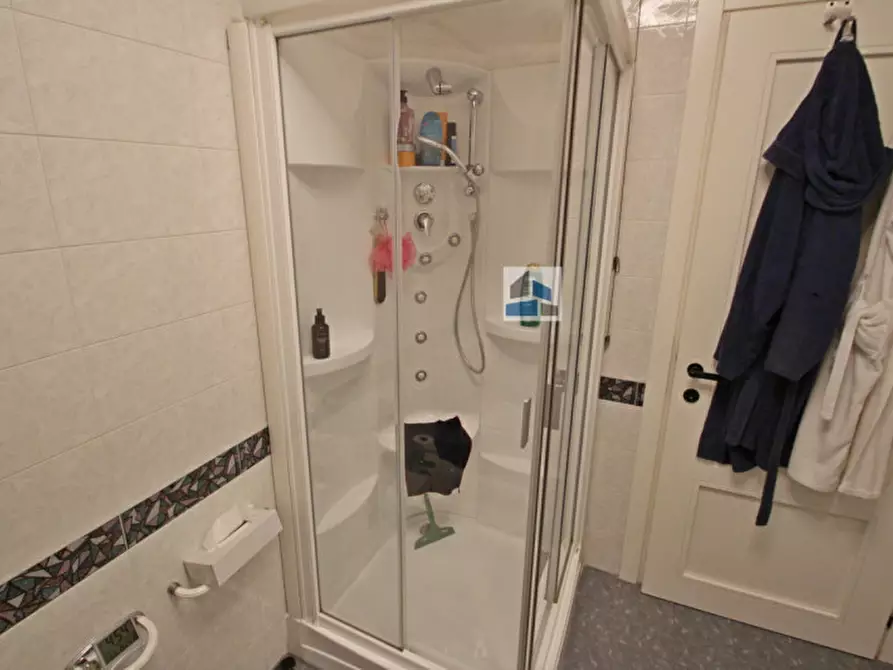 Immagine 10 di Casa bifamiliare in vendita  in Via Luigi Einaudi a Santa Maria Di Sala