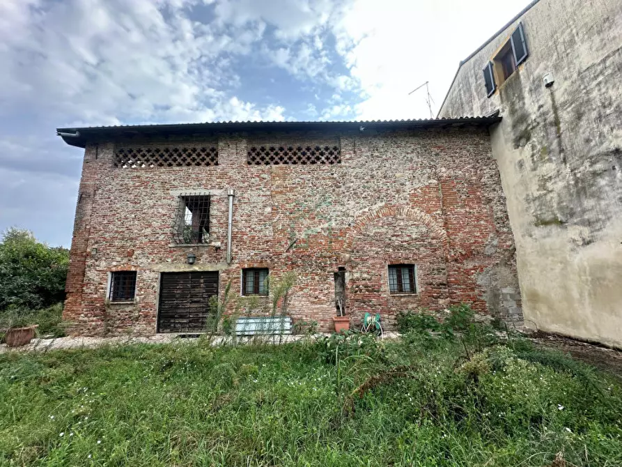 Immagine 9 di Villa in vendita  in Via Caselle a Buttapietra