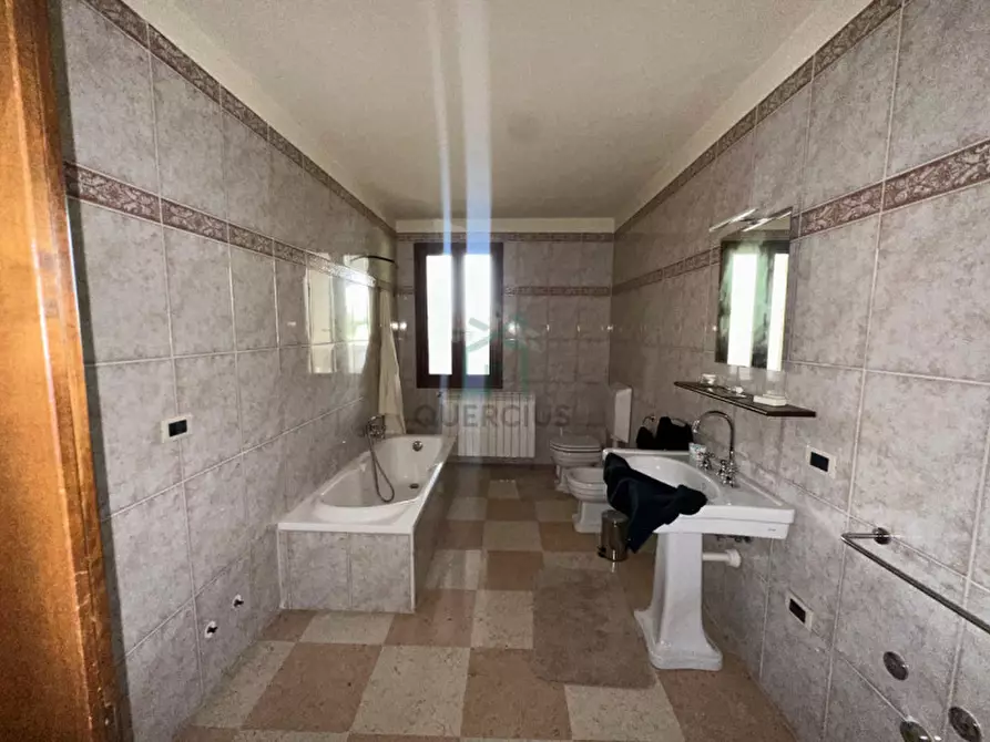 Immagine 37 di Villa in vendita  in Via Caselle a Buttapietra