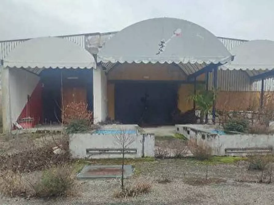 Immagine 2 di Attività commerciale in vendita  in Via Monte Porgait, 2 a Vajont