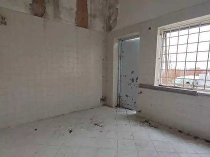 Immagine 6 di Attività commerciale in vendita  in Via Monte Porgait, 2 a Vajont