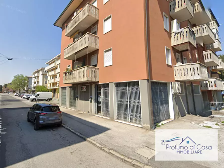Immagine 4 di Negozio in vendita  in Via Elena Valmarana a Padova