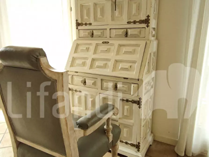 Immagine 8 di Appartamento in vendita  a Torri Del Benaco