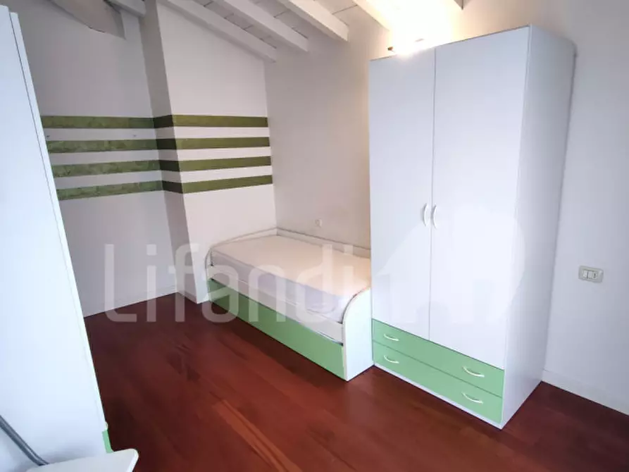 Immagine 16 di Appartamento in vendita  a Torri Del Benaco