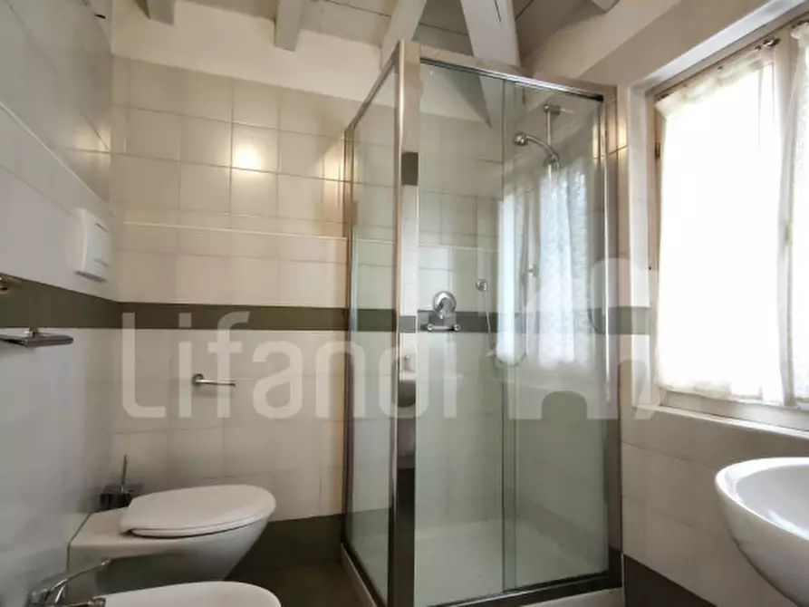 Immagine 20 di Appartamento in vendita  a Torri Del Benaco