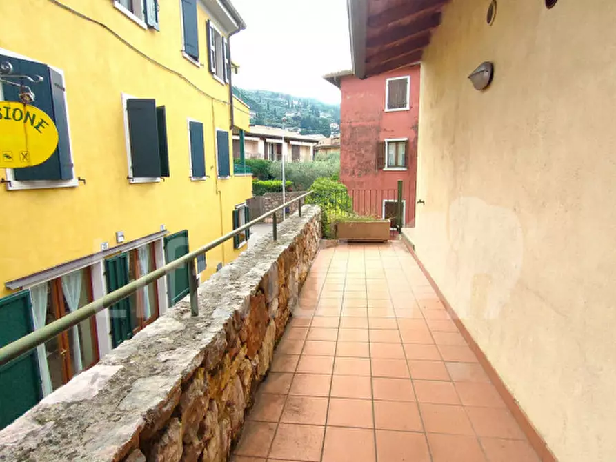 Immagine 26 di Appartamento in vendita  a Torri Del Benaco