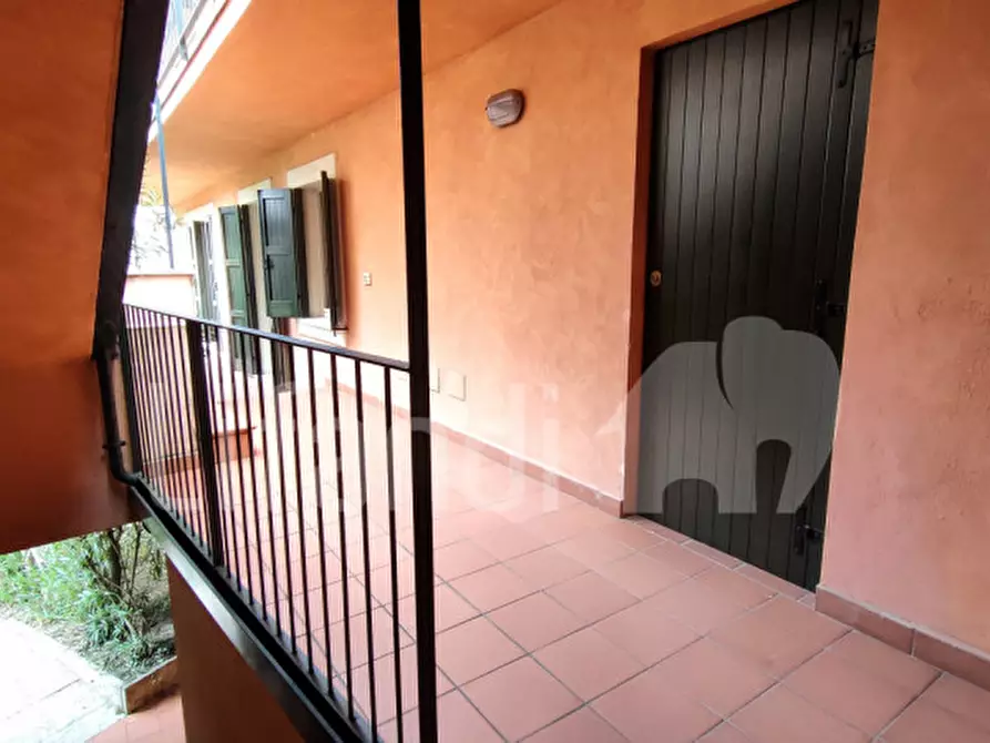 Immagine 34 di Appartamento in vendita  a Torri Del Benaco