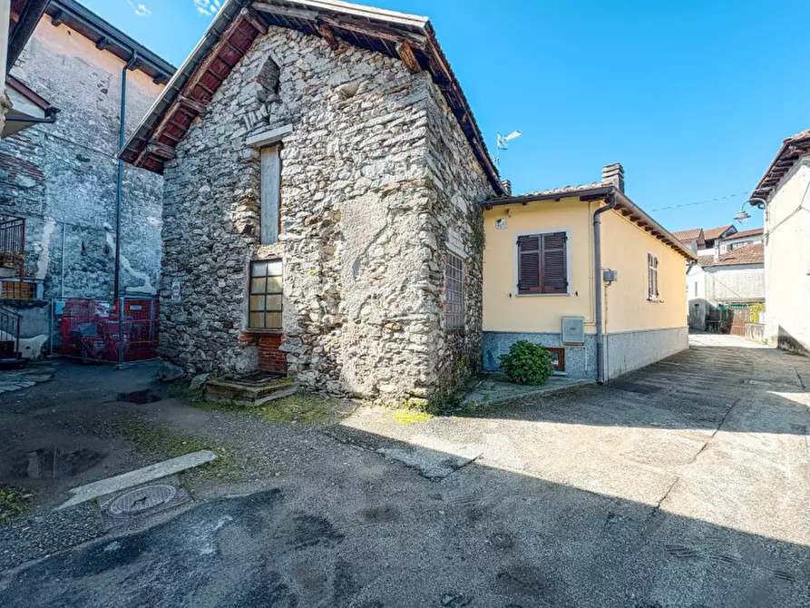 Immagine 3 di Rustico / casale in vendita  in Via Alpiolo a San Maurizio D'opaglio