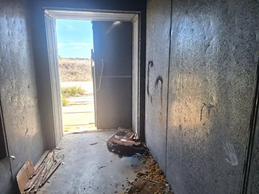 Immagine 3 di Magazzino in vendita  in Località Chiara, 88050 Sellia Marina CZ, Italia a Sellia Marina