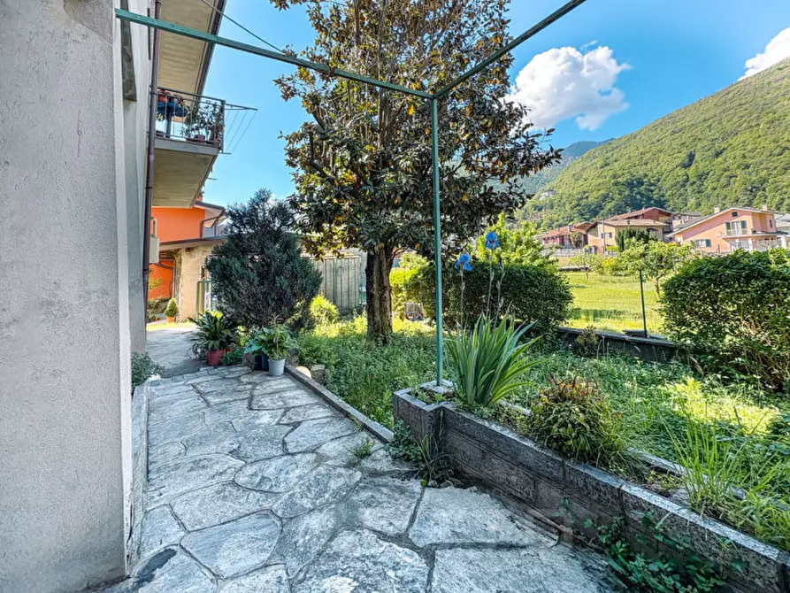 Immagine 12 di Appartamento in vendita  in Via Vittorio Veneto a Ornavasso