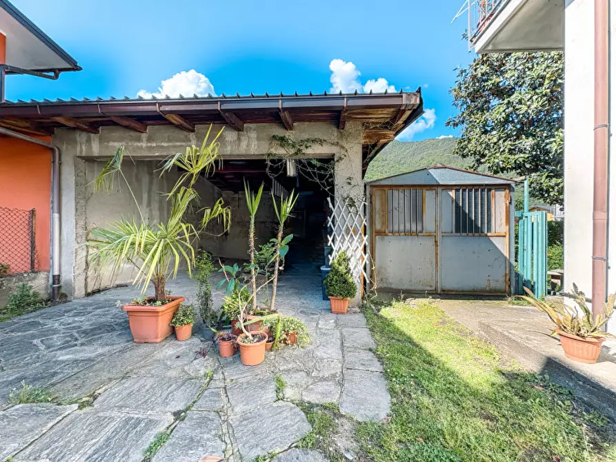 Immagine 15 di Appartamento in vendita  in Via Vittorio Veneto a Ornavasso