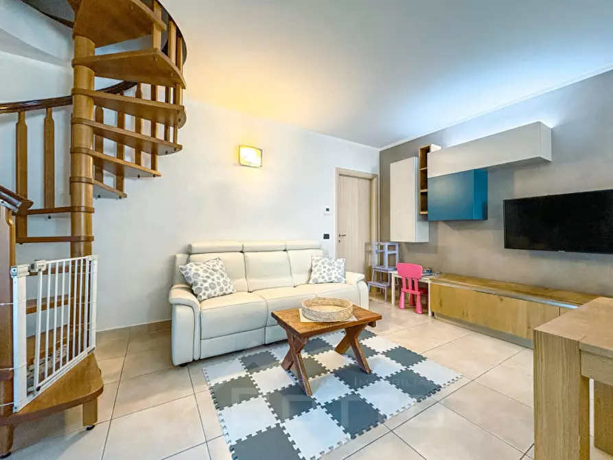 Immagine 8 di Appartamento in vendita  in Via Alfredo di Dio a Ornavasso