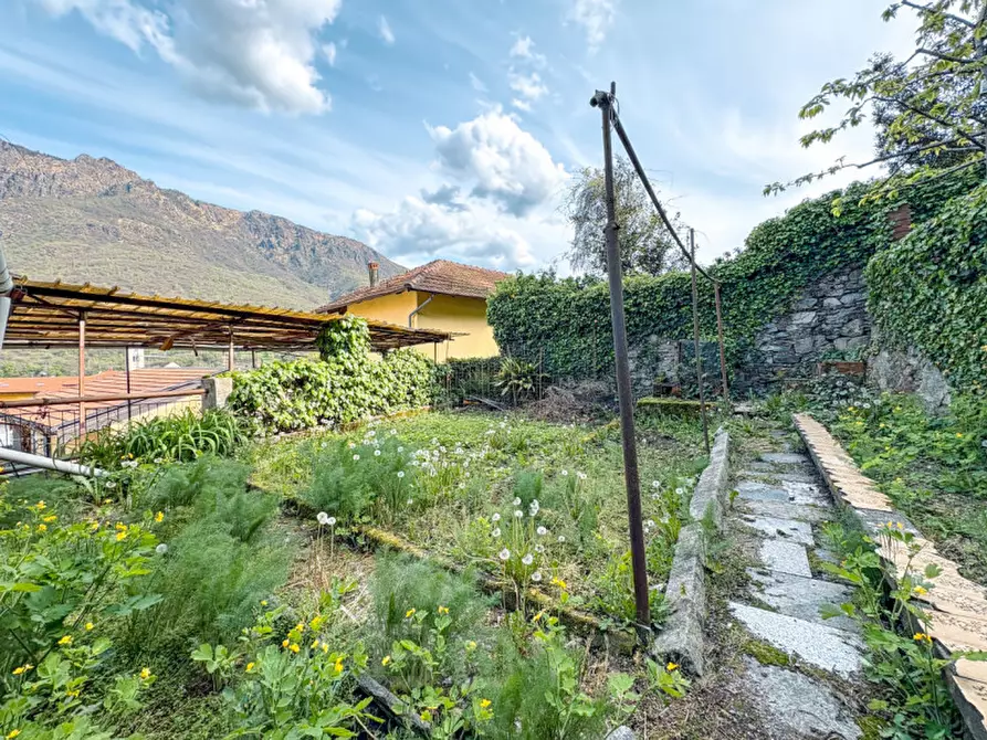 Immagine 3 di Casa indipendente in vendita  in Via Superiore 37 a Omegna