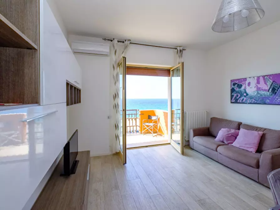 Immagine 6 di Appartamento in vendita  in Lungomare Galielo Galilei a Gallipoli