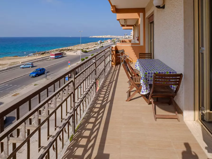 Immagine 12 di Appartamento in vendita  in Lungomare Galielo Galilei a Gallipoli