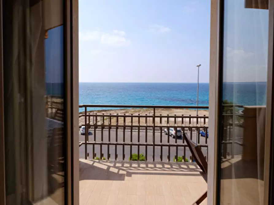 Immagine 19 di Appartamento in vendita  in Lungomare Galielo Galilei a Gallipoli