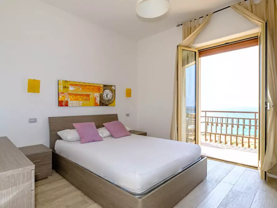 Immagine 21 di Appartamento in vendita  in Lungomare Galielo Galilei a Gallipoli
