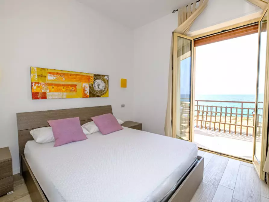 Immagine 22 di Appartamento in vendita  in Lungomare Galielo Galilei a Gallipoli