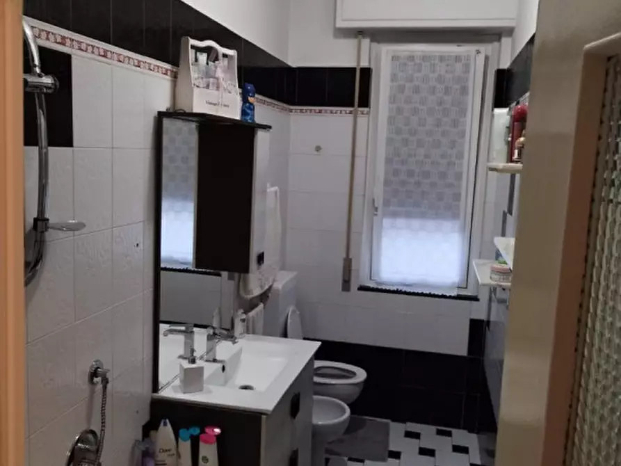 Immagine 6 di Appartamento in vendita  in via mameli a Rapallo