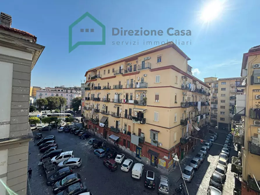 Immagine 9 di Appartamento in vendita  in VIA ANDREA CANTELMO,18 a Napoli
