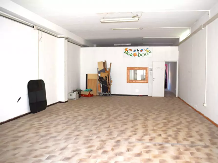 Immagine 5 di Laboratorio in affitto  in VIA SALARA VECCHIA 29 a Pescara
