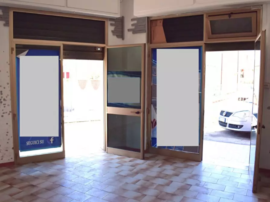 Immagine 11 di Laboratorio in affitto  in VIA SALARA VECCHIA 29 a Pescara