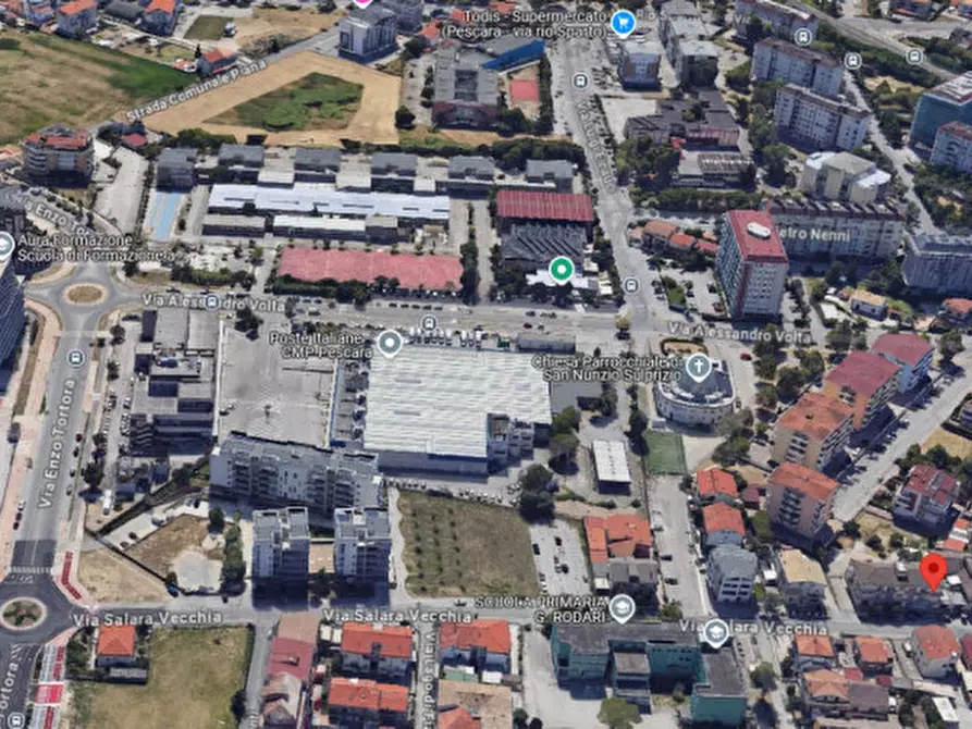 Immagine 14 di Laboratorio in affitto  in VIA SALARA VECCHIA 29 a Pescara