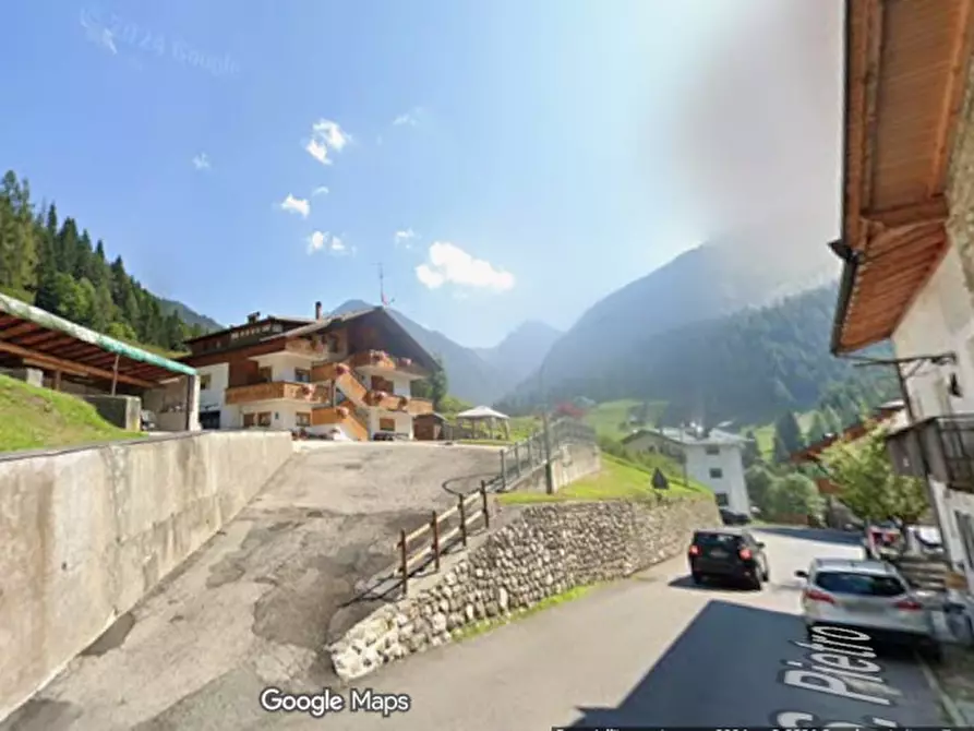 Immagine 14 di Appartamento in vendita  in Via San Pietro 2 a San Pietro Di Cadore