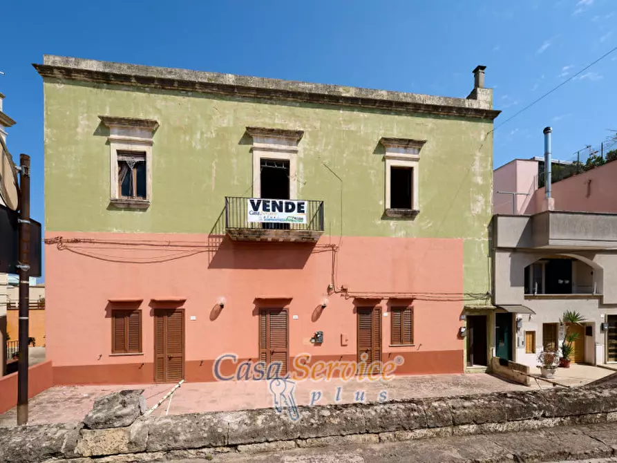 Immagine 3 di Casa indipendente in vendita  in Via Roma a Alezio