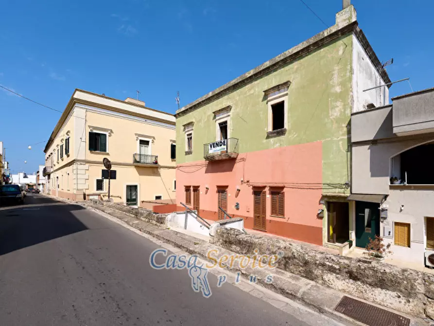 Immagine 4 di Casa indipendente in vendita  in Via Roma a Alezio