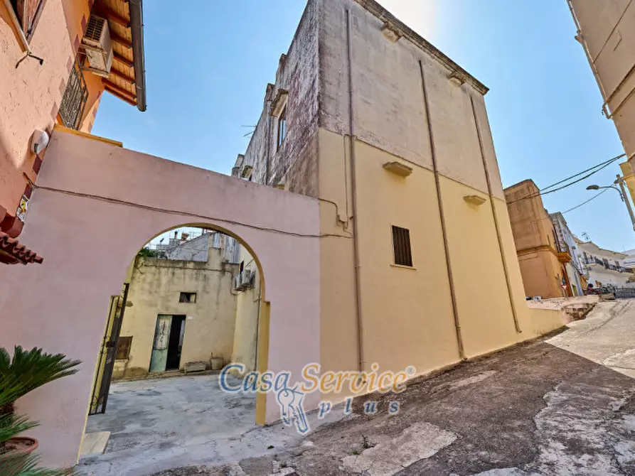 Immagine 5 di Casa indipendente in vendita  in Via Roma a Alezio