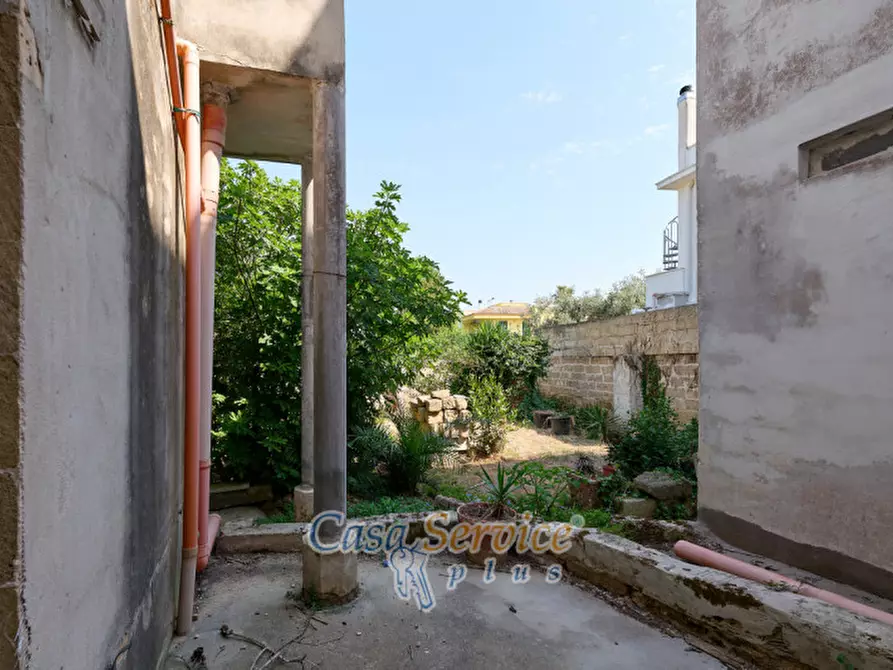 Immagine 8 di Casa indipendente in vendita  in Via Roma a Alezio