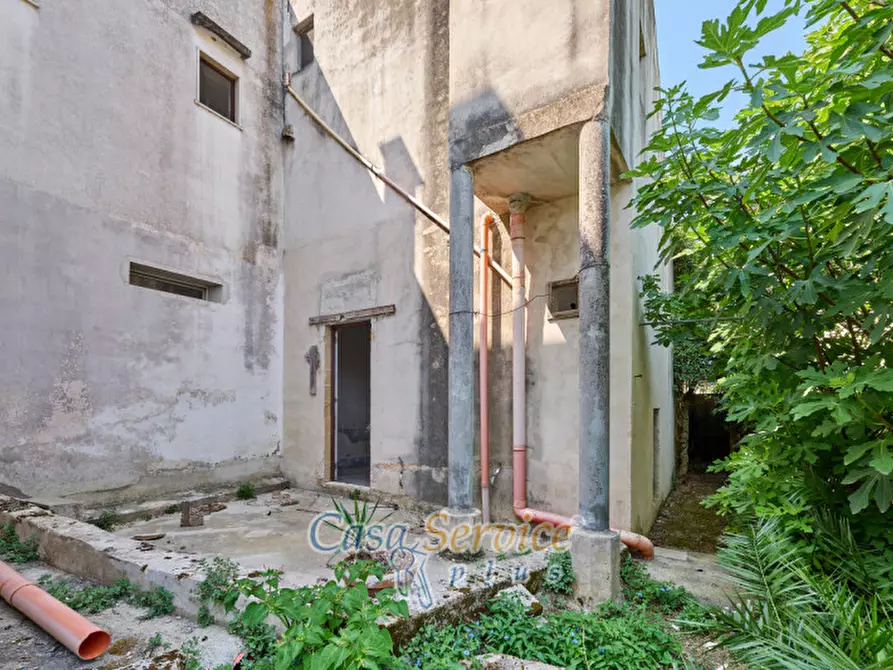 Immagine 18 di Casa indipendente in vendita  in Via Roma a Alezio