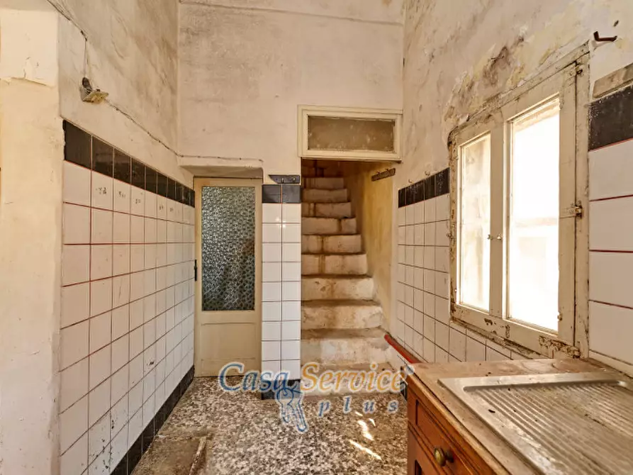 Immagine 36 di Casa indipendente in vendita  in Via Roma a Alezio