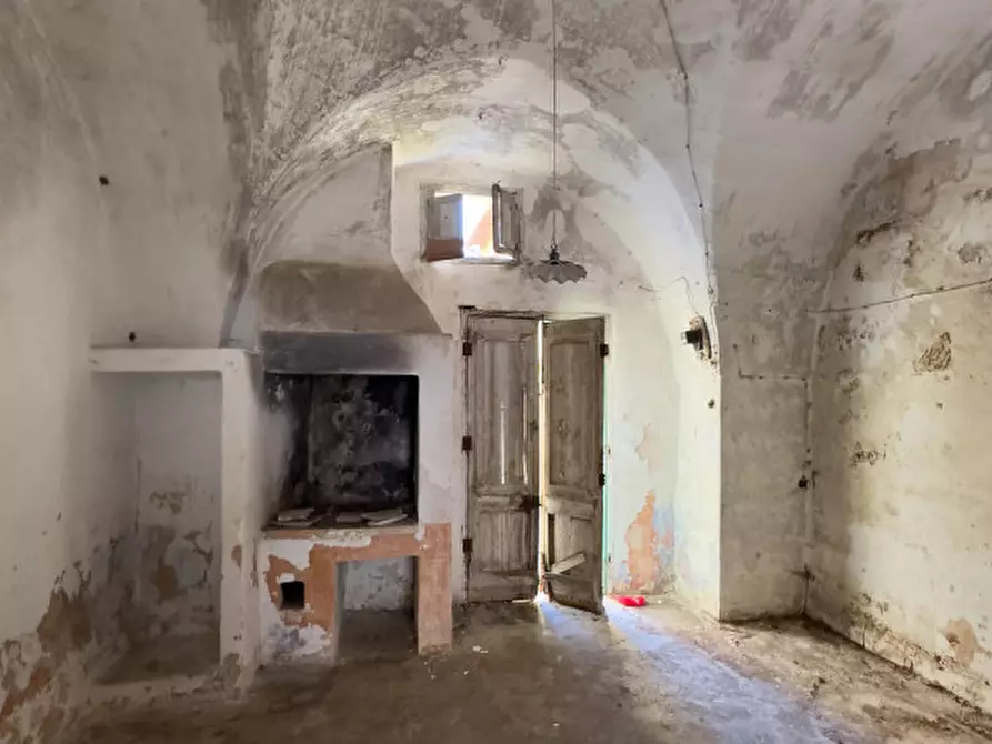 Immagine 54 di Casa indipendente in vendita  in Via Roma a Alezio