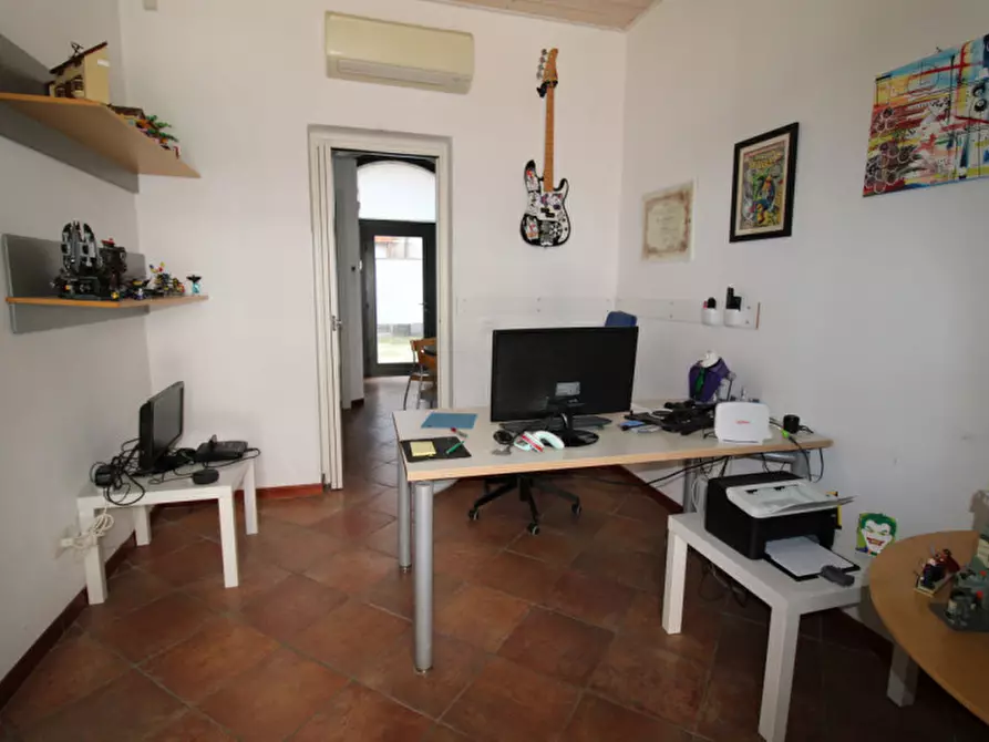 Immagine 1 di Ufficio in affitto  in via verri 4 a Biassono