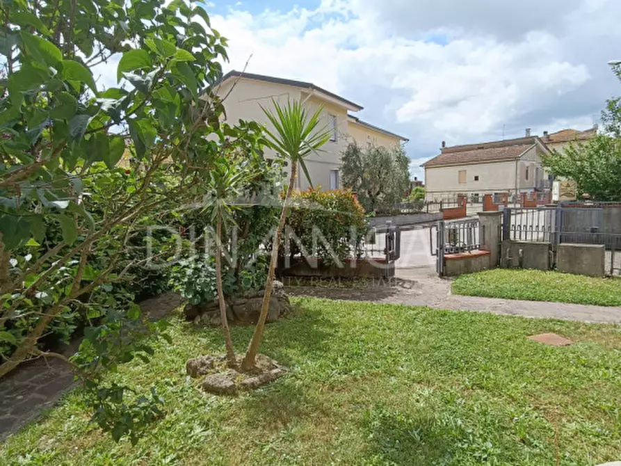 Immagine 2 di Appartamento in vendita  a Vinci