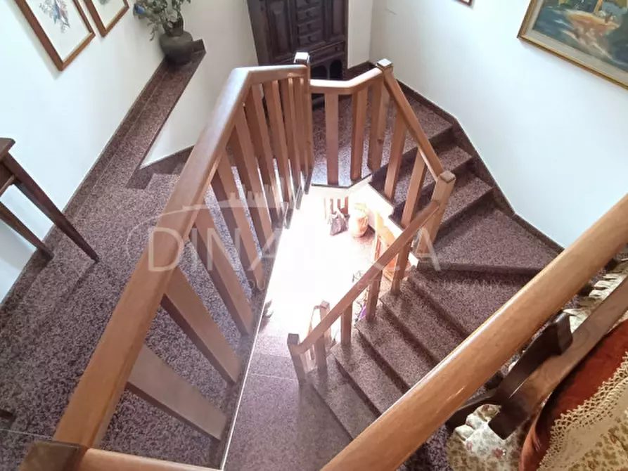 Immagine 4 di Appartamento in vendita  a Vinci